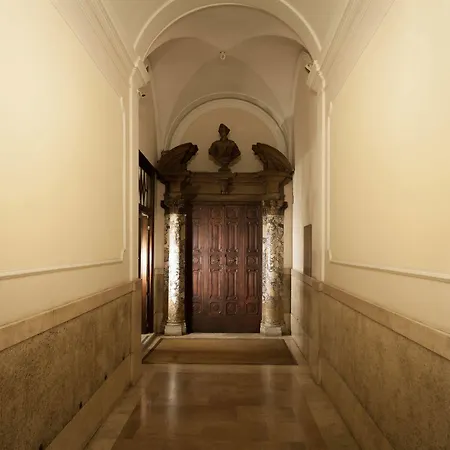 Piazza Di Spagna Maison d'hôtes 2*